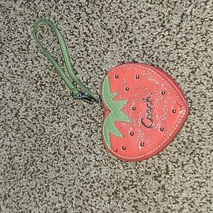 EUC Coach Strawberry Coin Purse 🍓